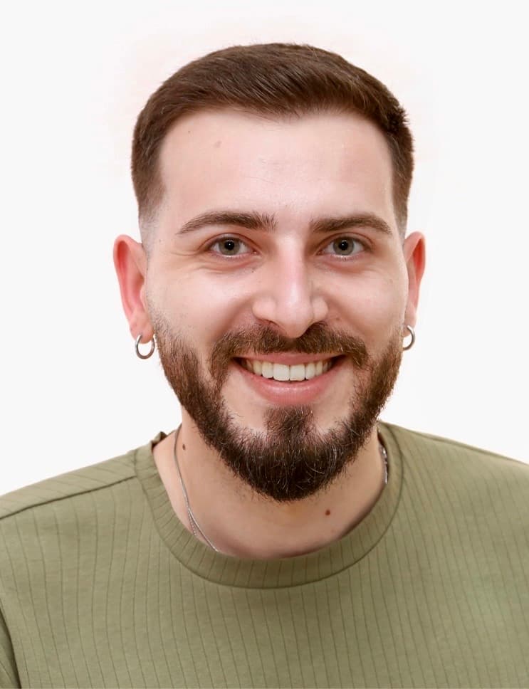 GIANNI MINICHIELLO, Infermiere