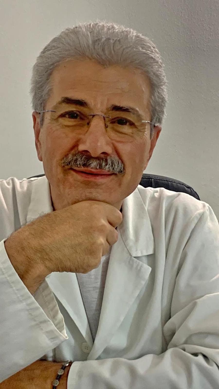 MARIO ARCA, Medico - Ginecologo